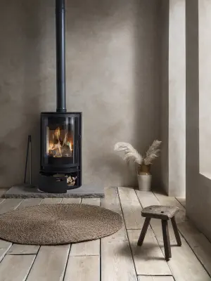 Arada Hoxton stove shown on optional low log store